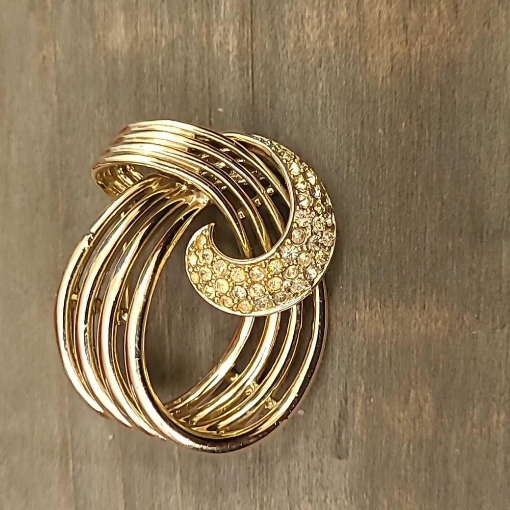 Vintage Boucher Marboux Brooch